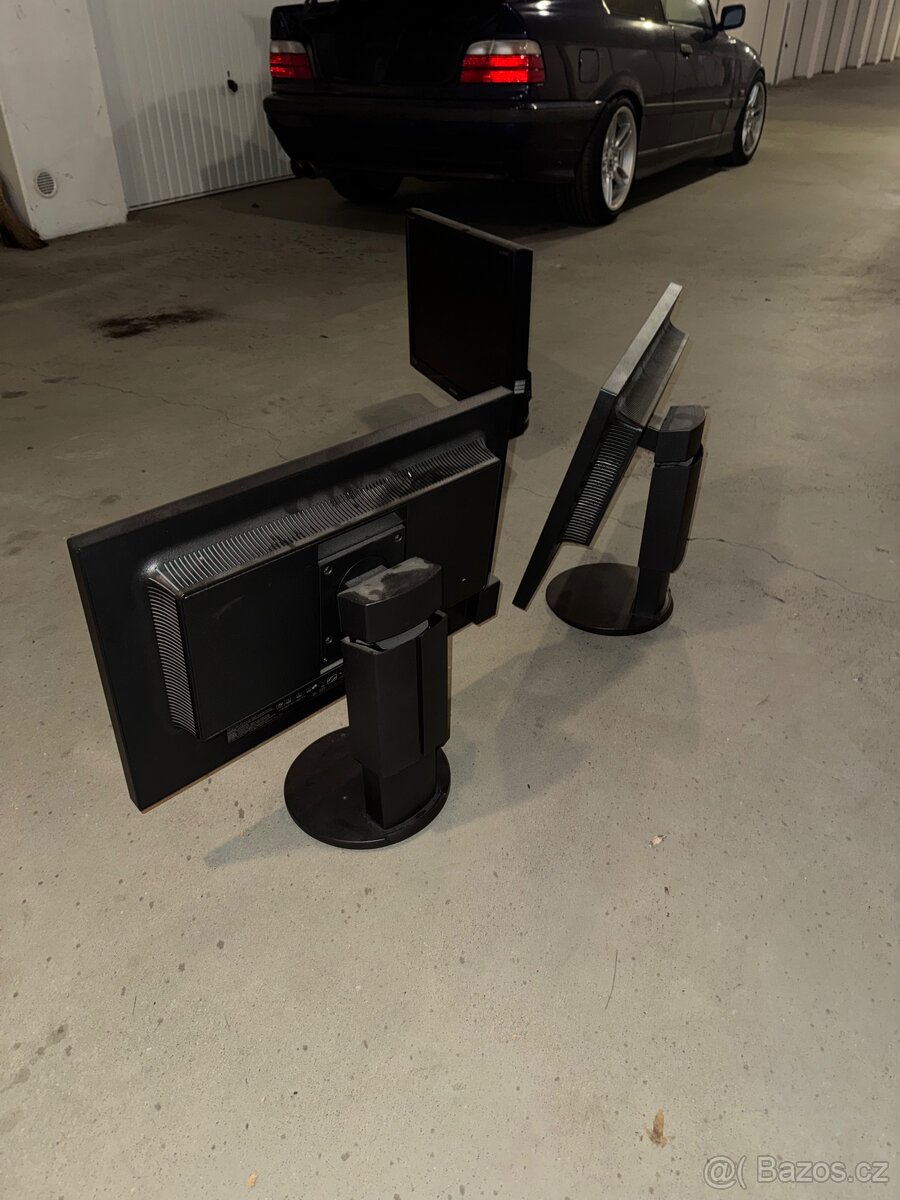 Monitor - 2