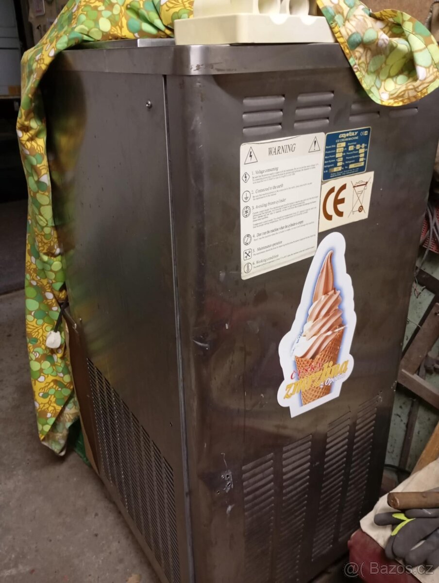 Zmrzlinový stroj - 2