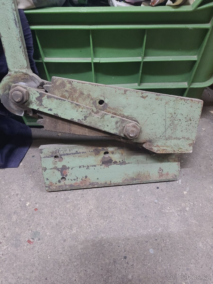 Pákové nůžky - 2