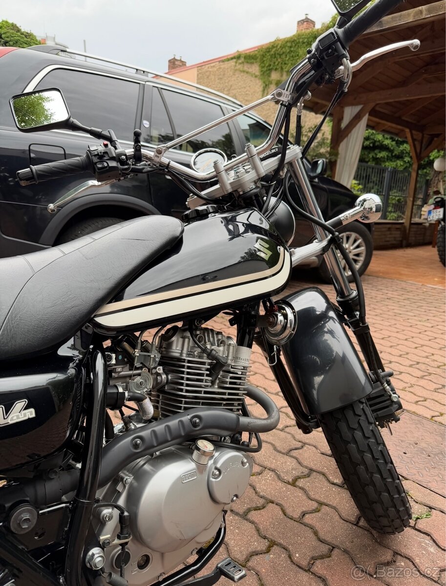 Motorka Suzuki VanVan 125 - 2
