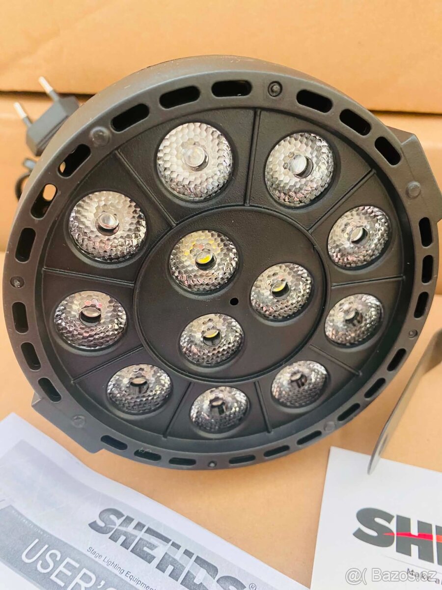 LED par reflektor - 12x3W led RGBW - 2