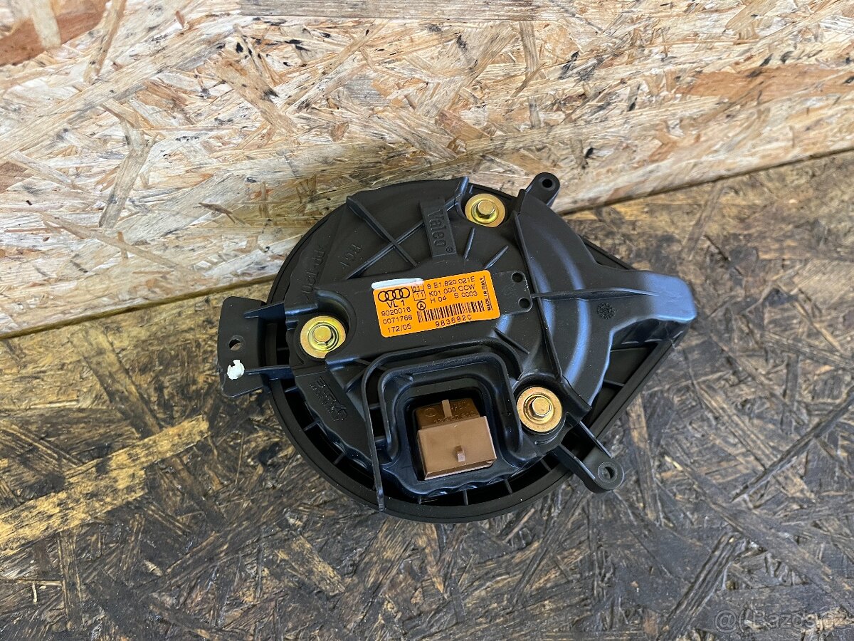 VENTILÁTOR TOPENÍ AUDI A4 B7 8E1820021E - 2