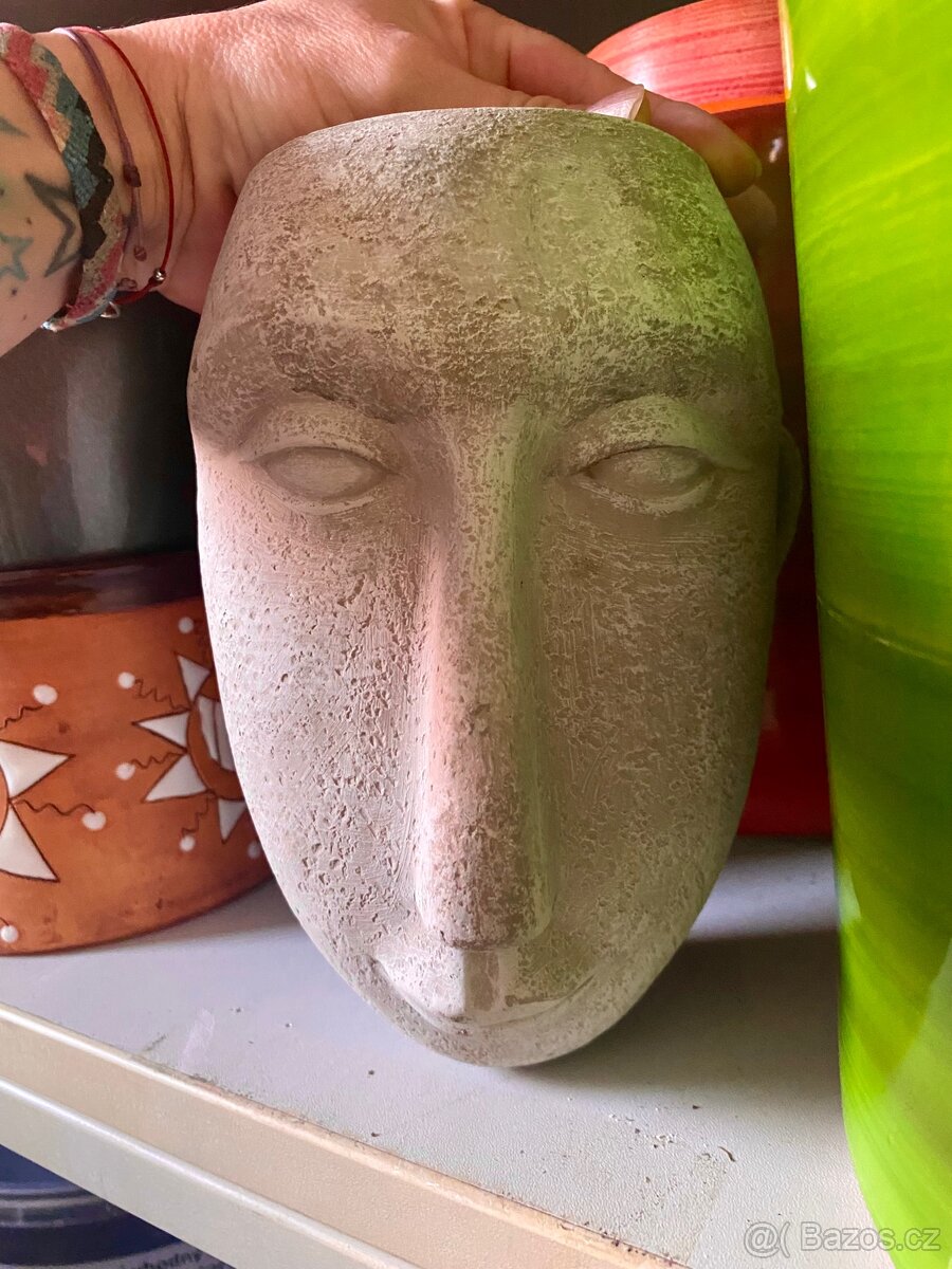 Závěsné betonové květináče - 2