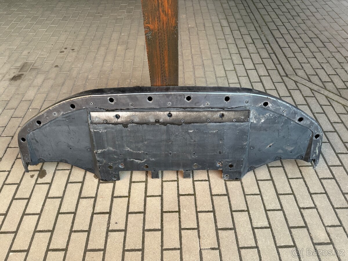 Spoiler pod nárazník Nissan GT-R R35 - 2