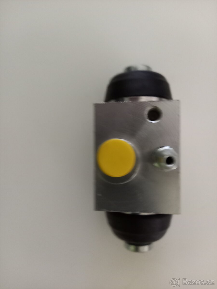 Prodám na Citroen brzdový váleček. - 2