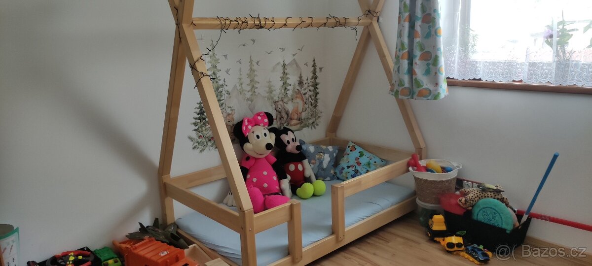 Dětská postel + matrace - 2