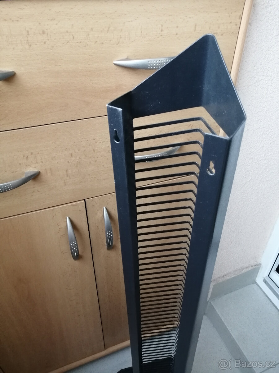 Stojan na CD - 2