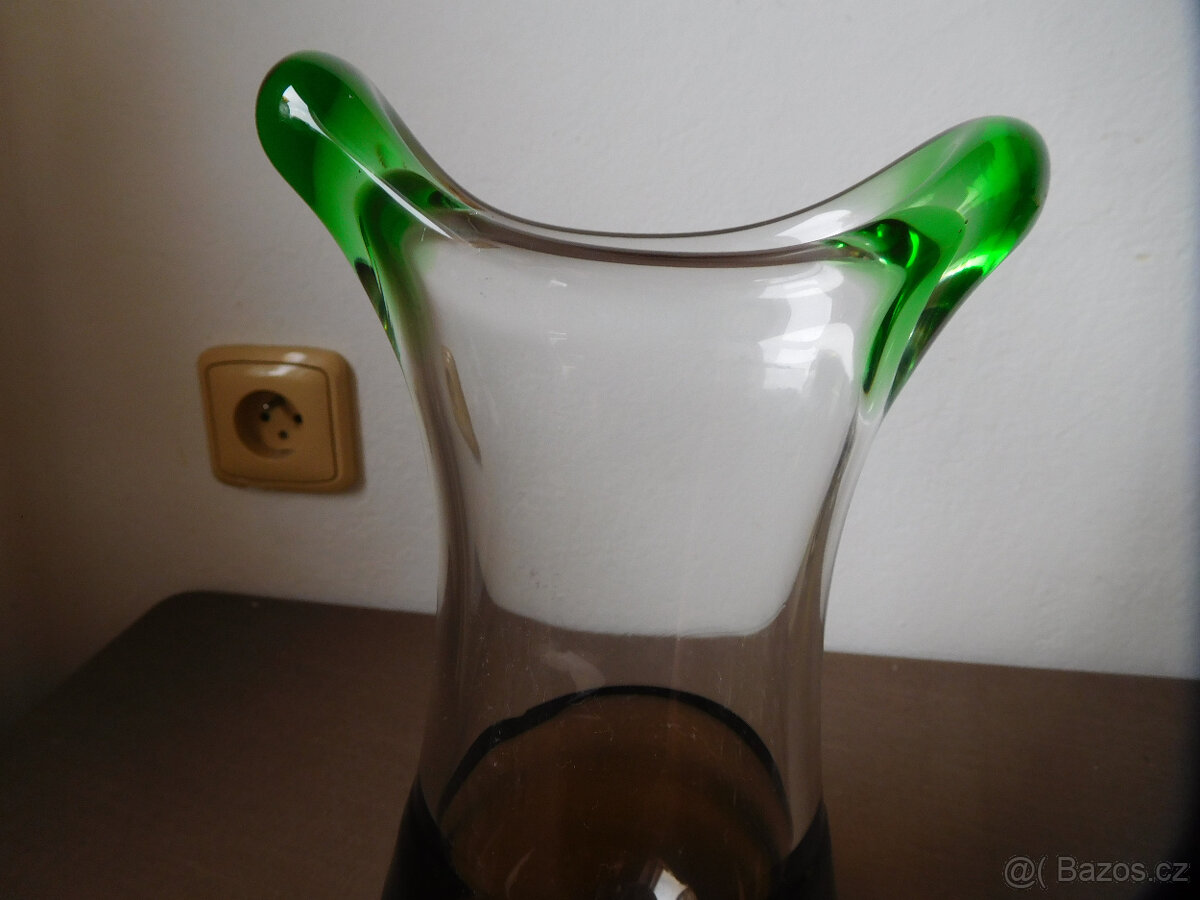 VÁZA - LADISLAV PALEČEK - ŠKRDLOVICE -HUTNÍ SKLO 2 - 2