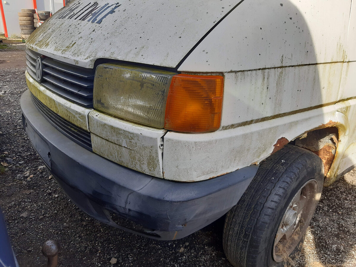 VW Transporter T4 VALNIK 2,4D 1992 57kW AAB - dily - 2