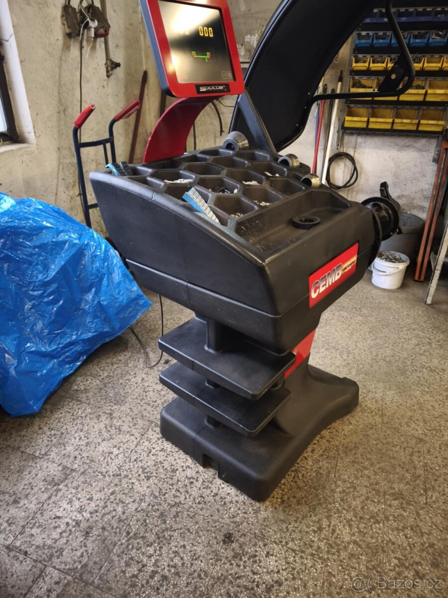 Vyvažovačka kol CEMB ER-80 Spotter - 2