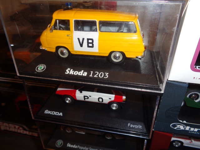 Modely Škoda 1:43 Abrex a Kaden - 2