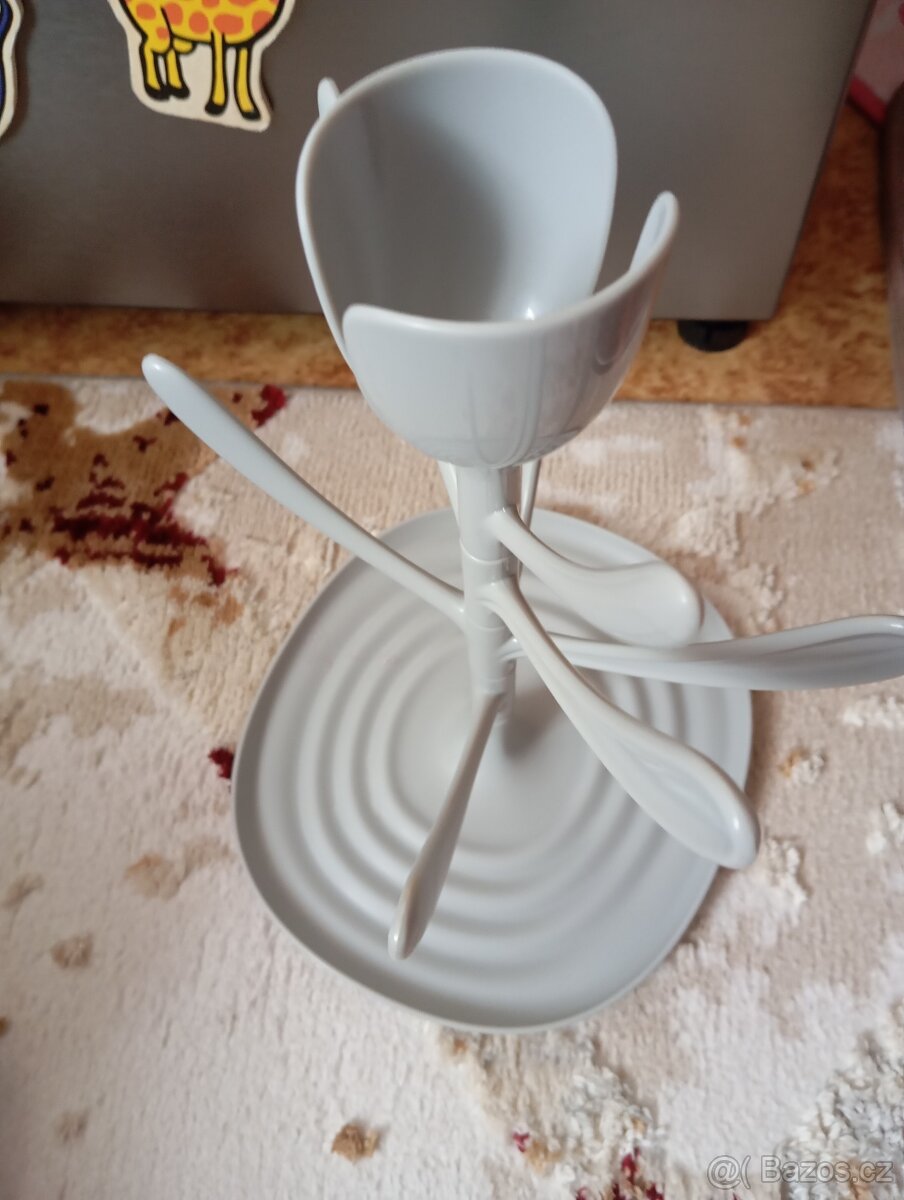 Odkapávač na dětské láhve - 2