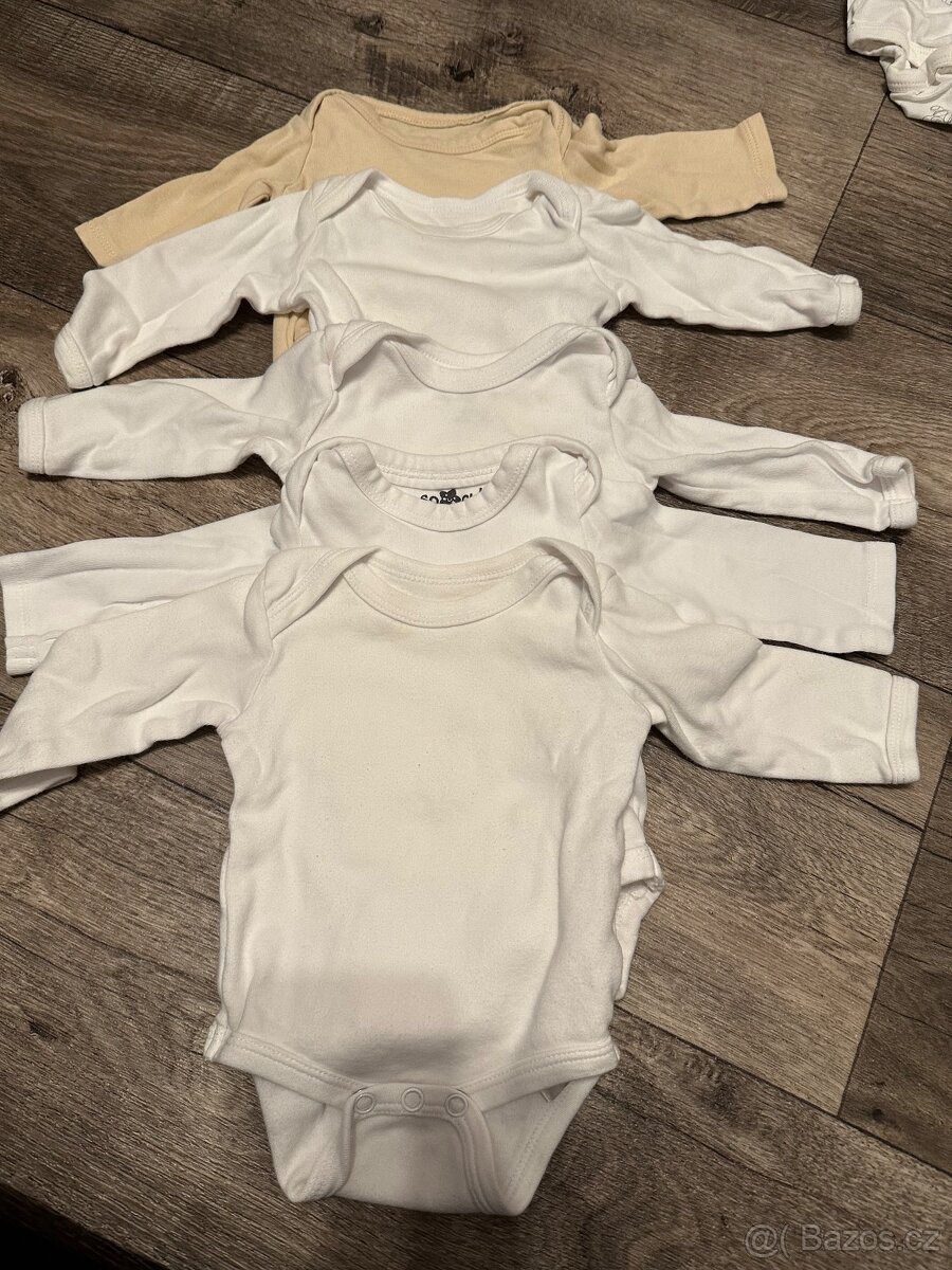 Set oblečení vel. 62 - neutrální barvy - 2