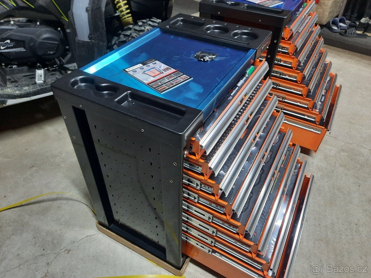 Dílenský vozík - 8 plných šuplíku - 2