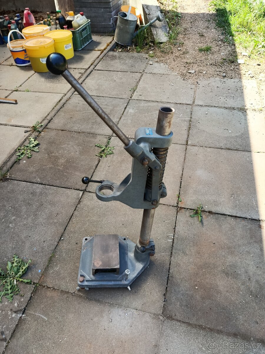 Stojan na vrtačku - 2