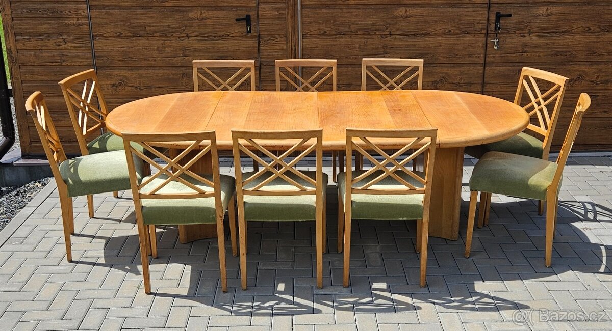 Velký rozkládací stůl, masivní +10 x židle - 2