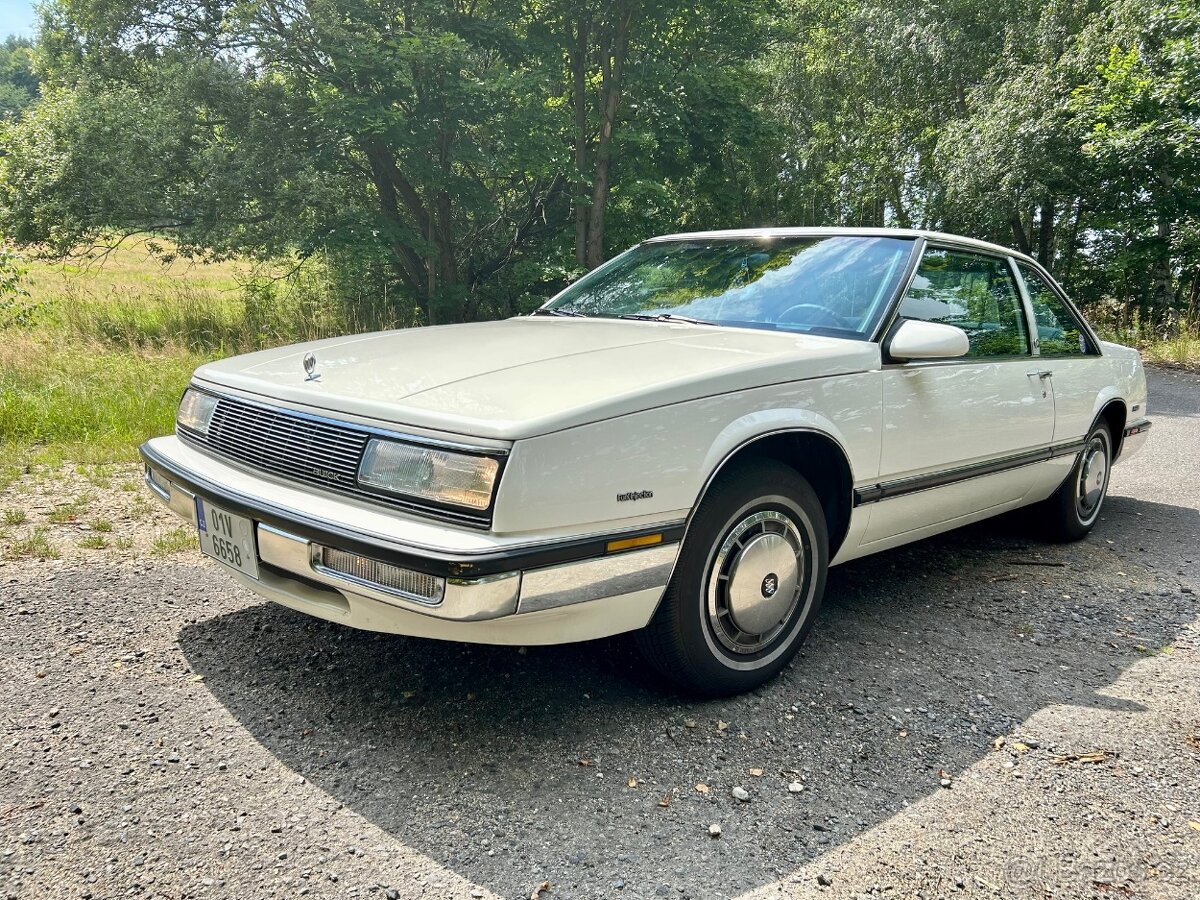 BUICK Le Sabre Coupé - 2