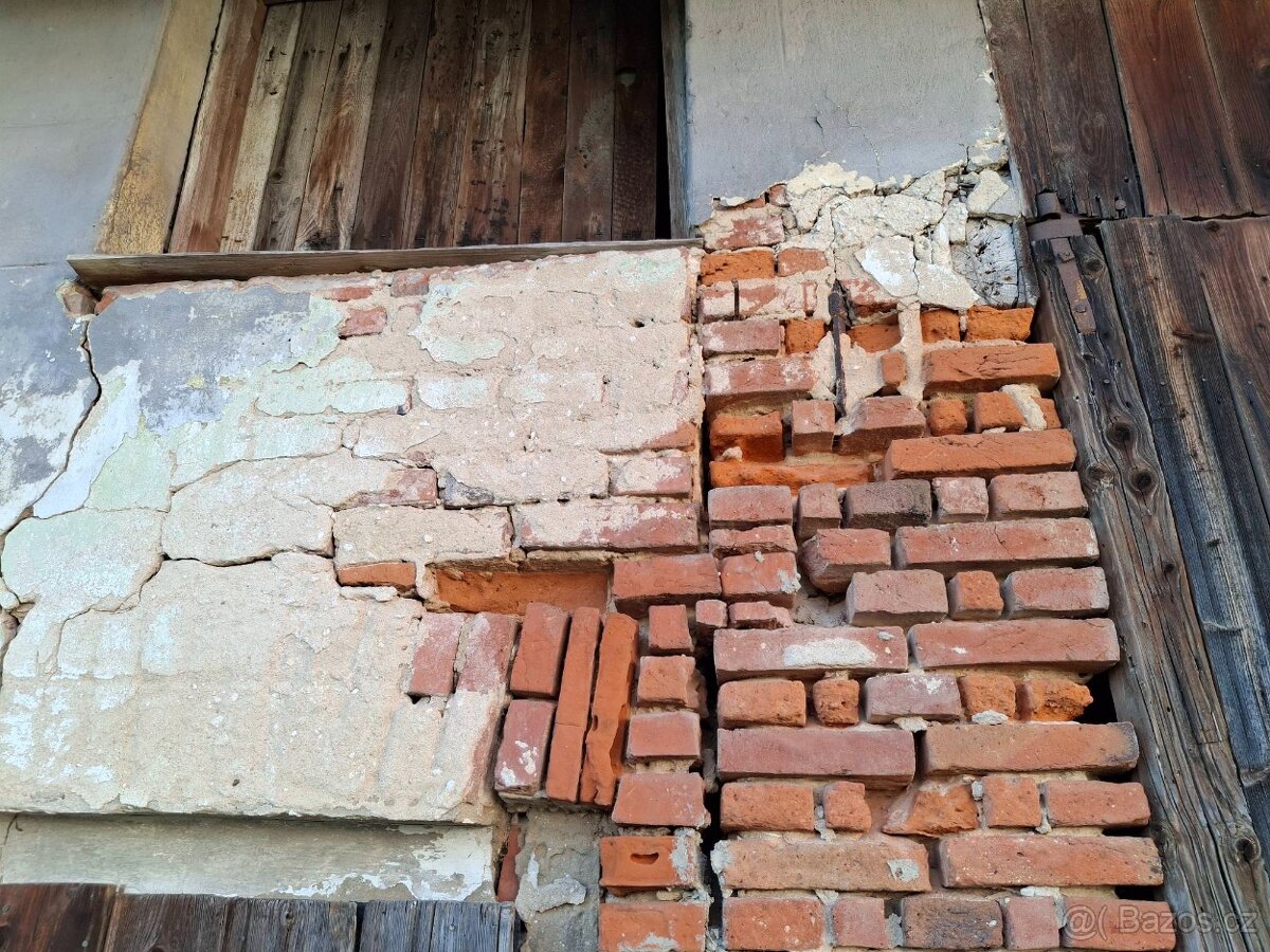 stavební suť ze stodoly - 2