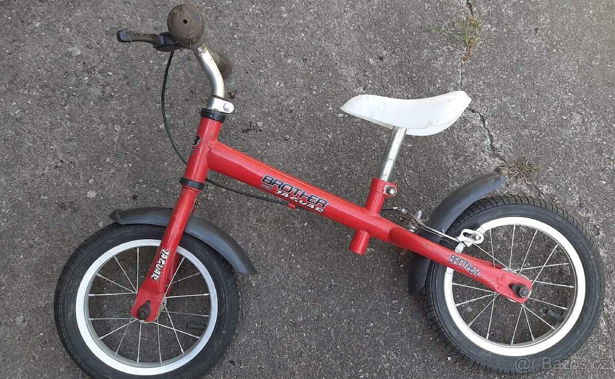 Prodám odrážedlo pro dítě od 2do5 let HK - 2