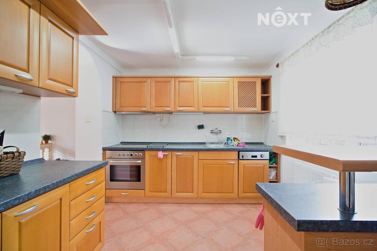 Pronájem Rodinný dům, 240㎡ - 2