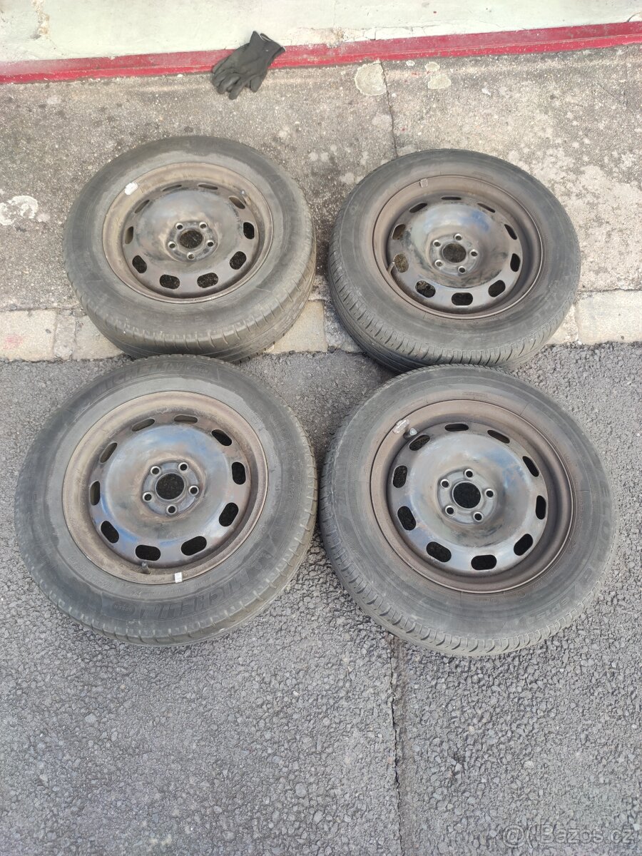 Plechová letní kola "15' Škoda Octavia I - 2