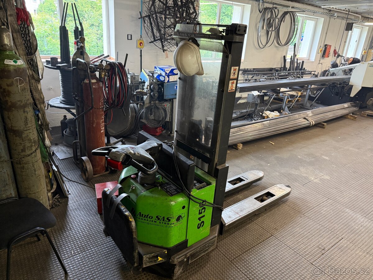 Vysokozdvižný vozík elektrický s přidzvyhem - 2