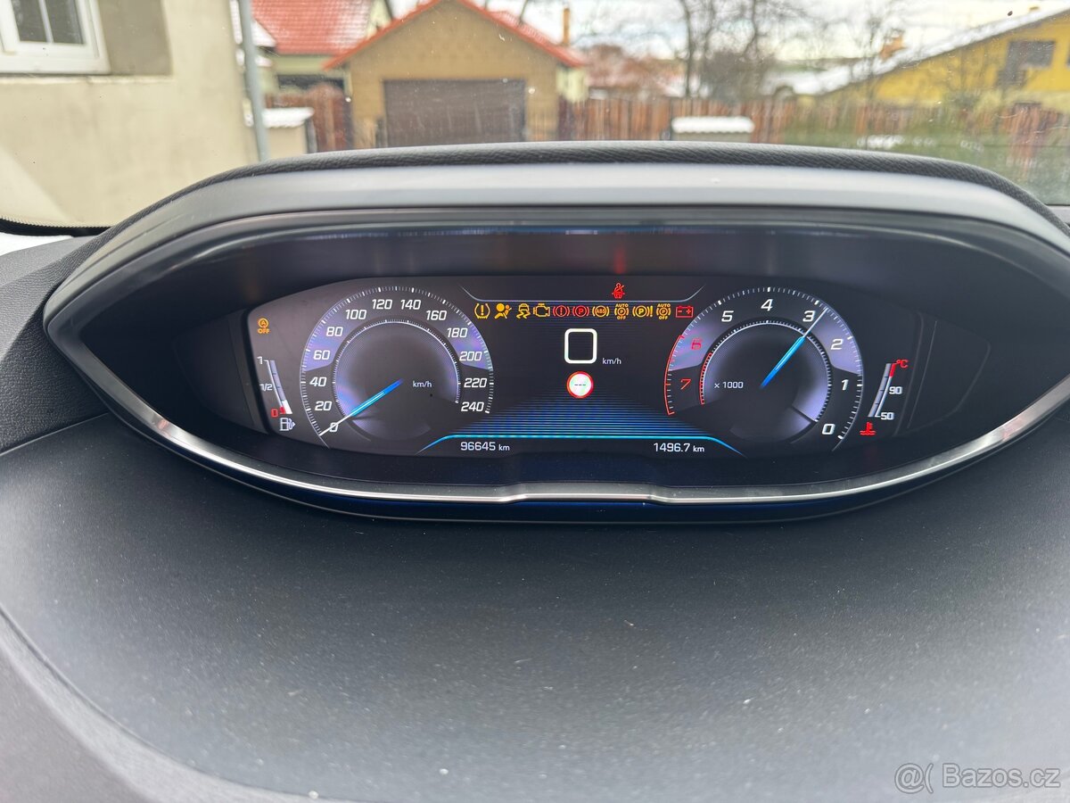 Peugeot 3008 /2018 /96 600 km - 2