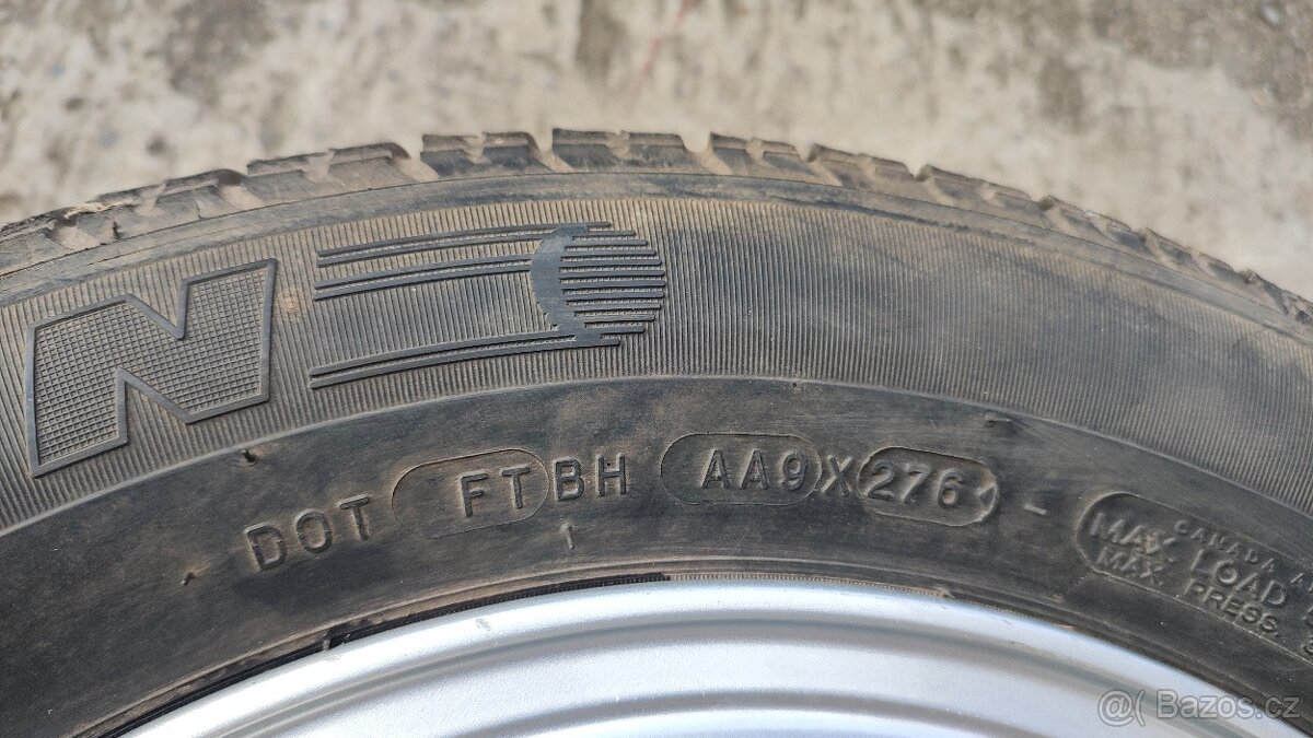 Pneu 195/60 r14 - 2