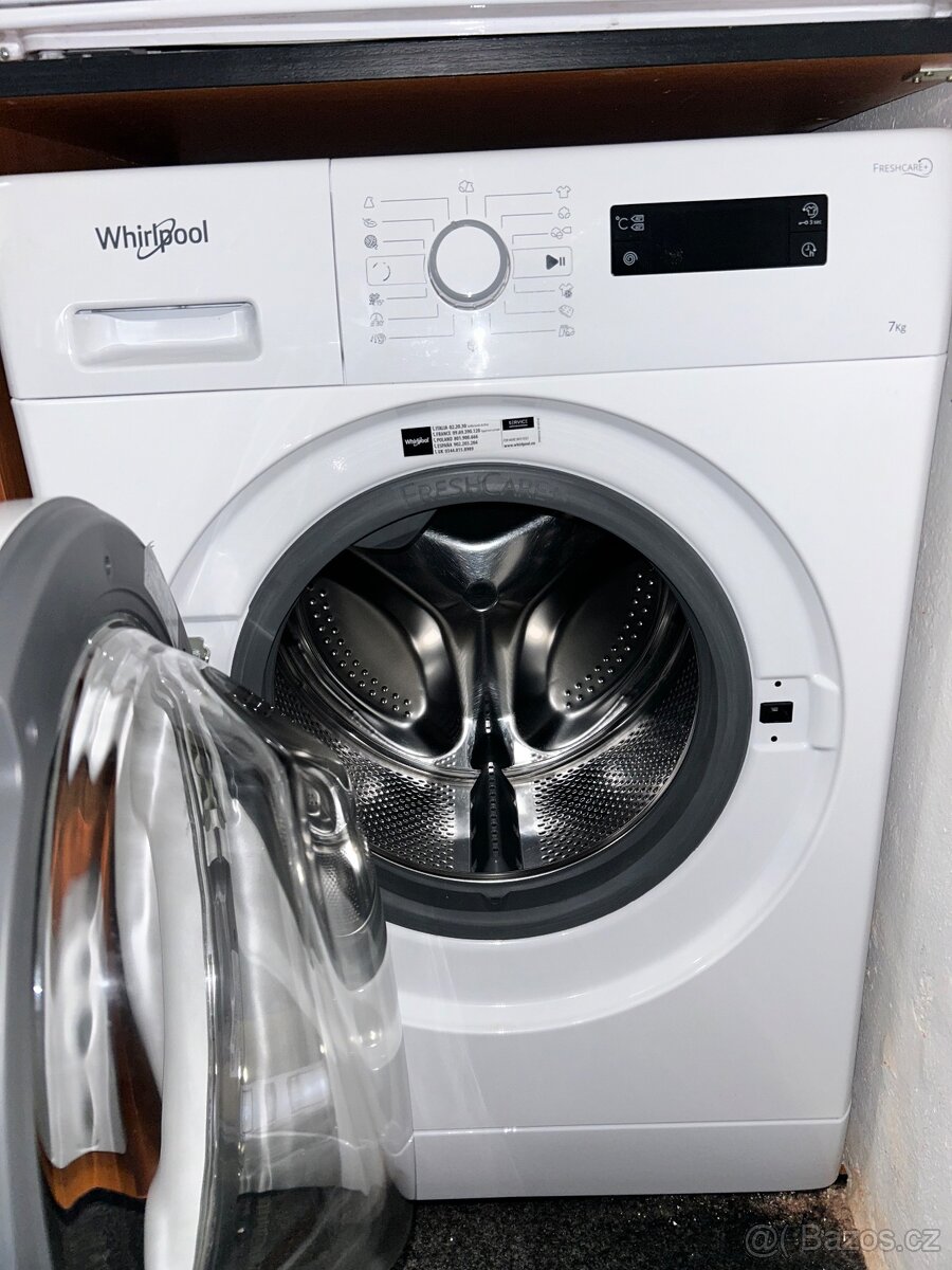 Pračka Whirlpool FWF71253W - 2
