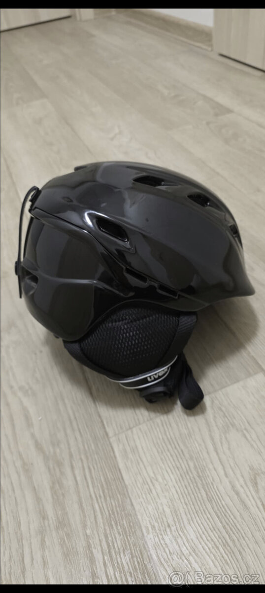 Dětská lyžařská přilba Uvex - 2