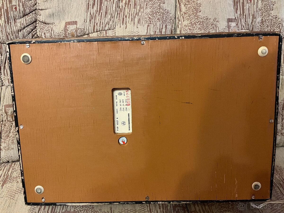 Tesla HC07 gramofon a radio - 2