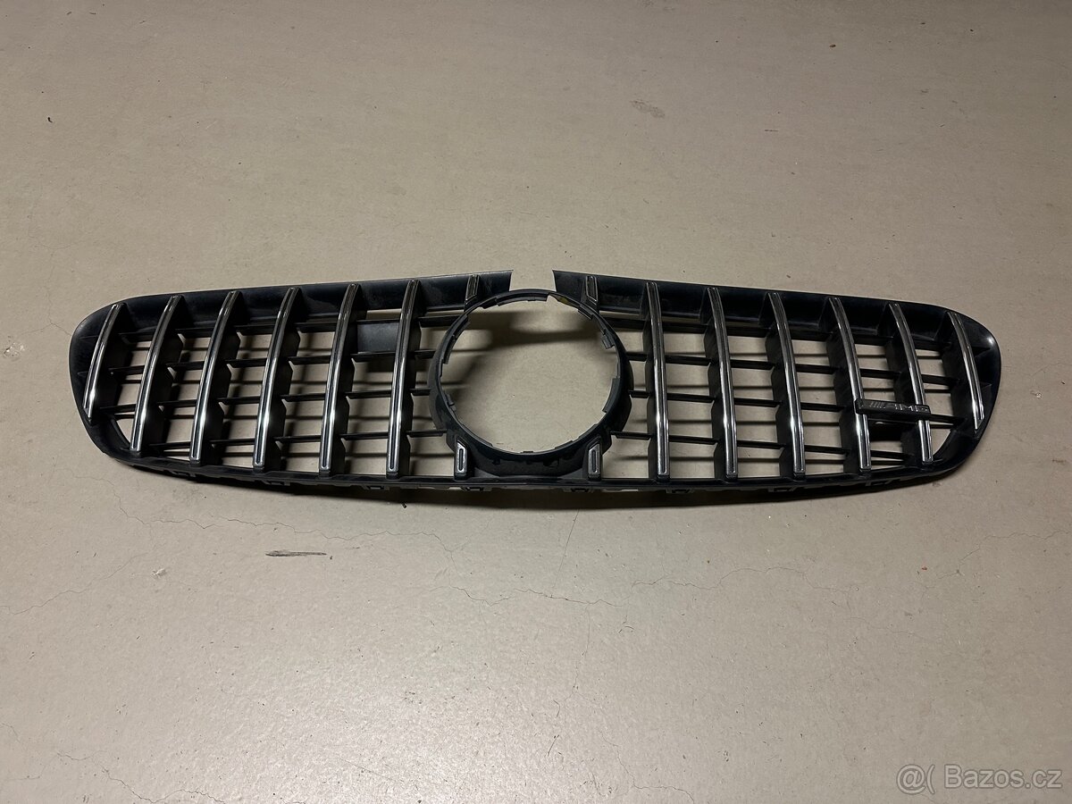 Mercedes Benz S63 AMG maska - 2