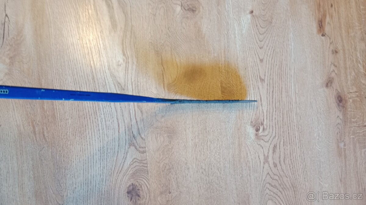 Dětská dřevěná hokejka - 2