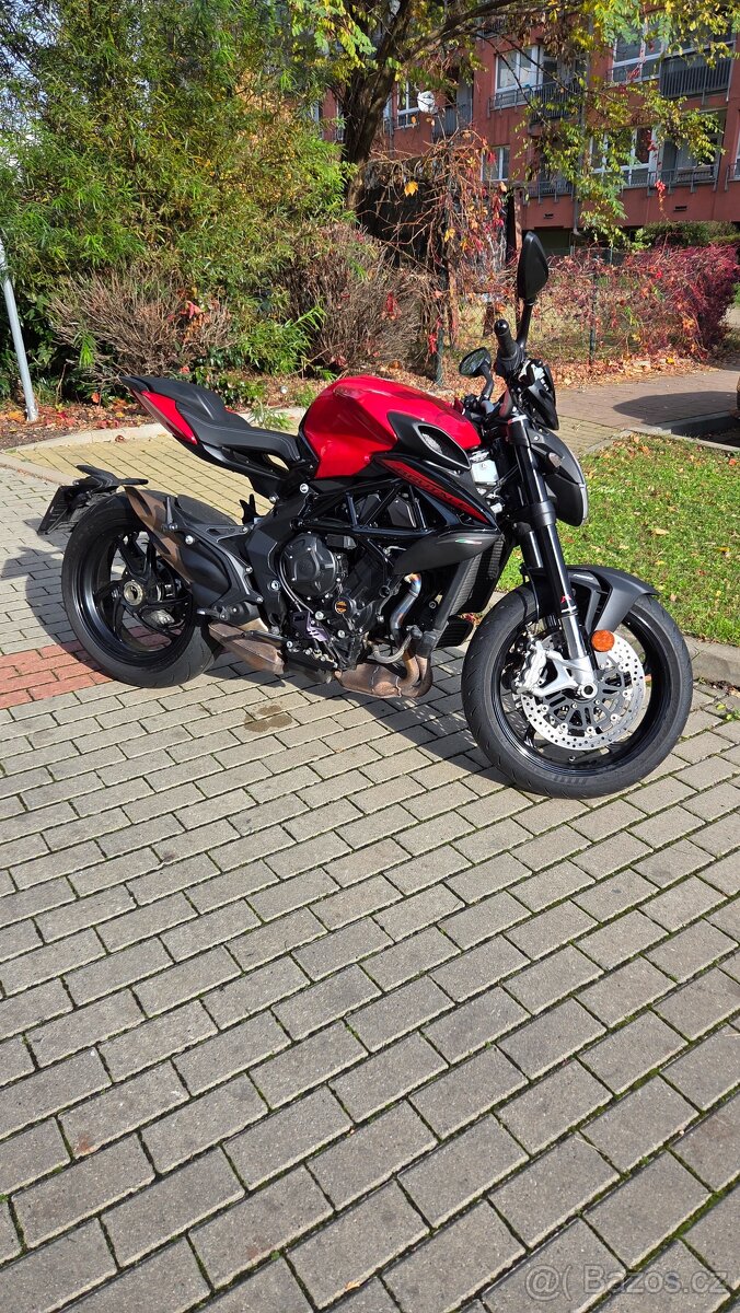 MV Agusta Brutale 800 Rosso, provoz od 07/2023 - 2