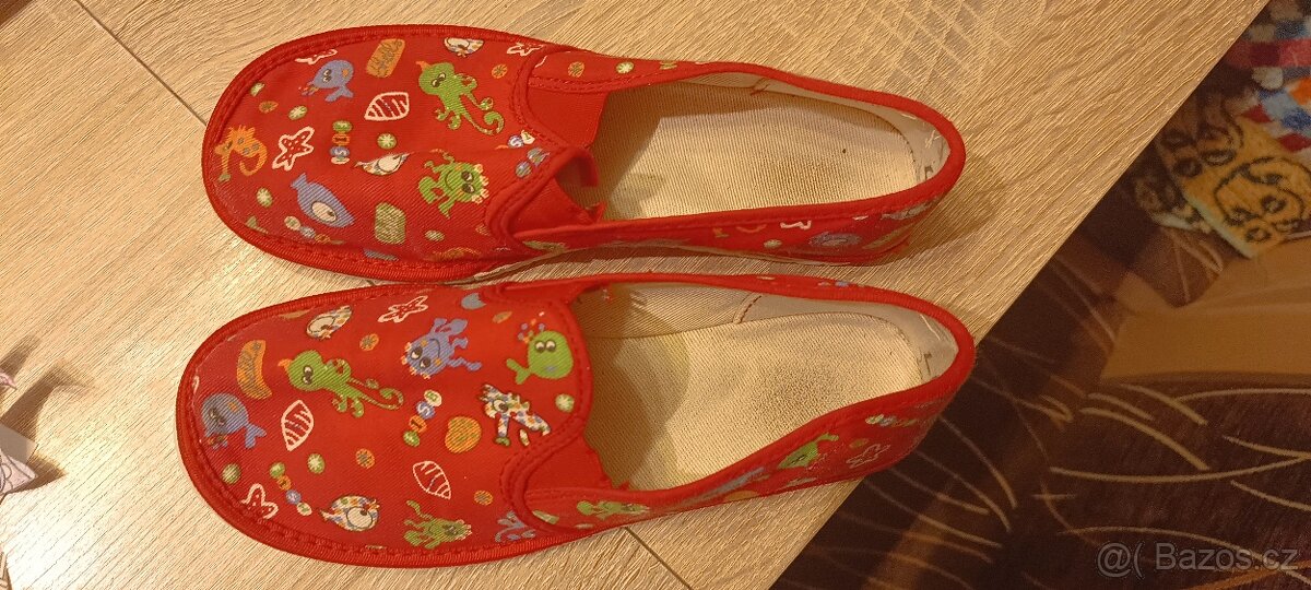Dětské bačkůrky, přezůvky vel.32 - 2