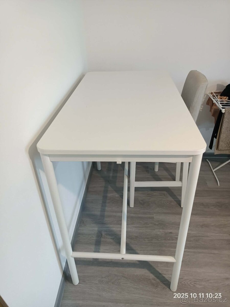 Barový stůl + 4 židle Ikea - 2