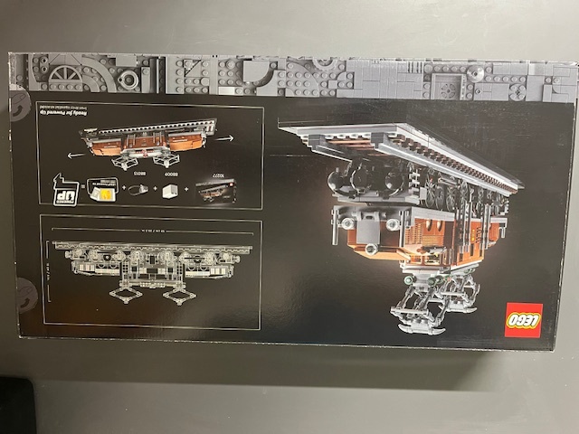 LEGO 10277 - 2