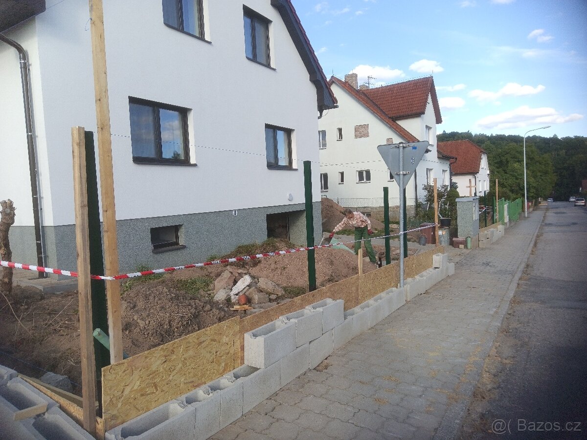 Rekonstrukce, zednické práce, výměna oken - 2