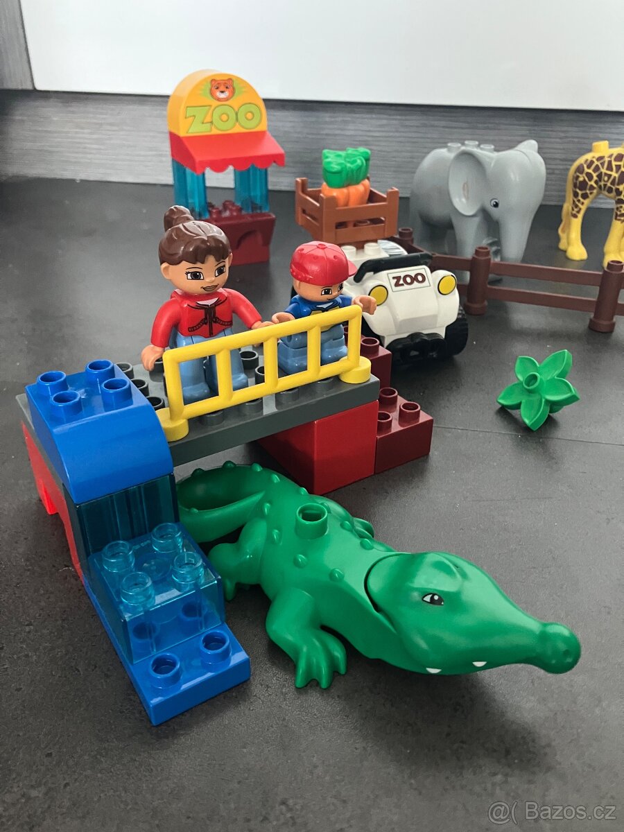 Lego Duplo 5634 Krmení v ZOO - 2