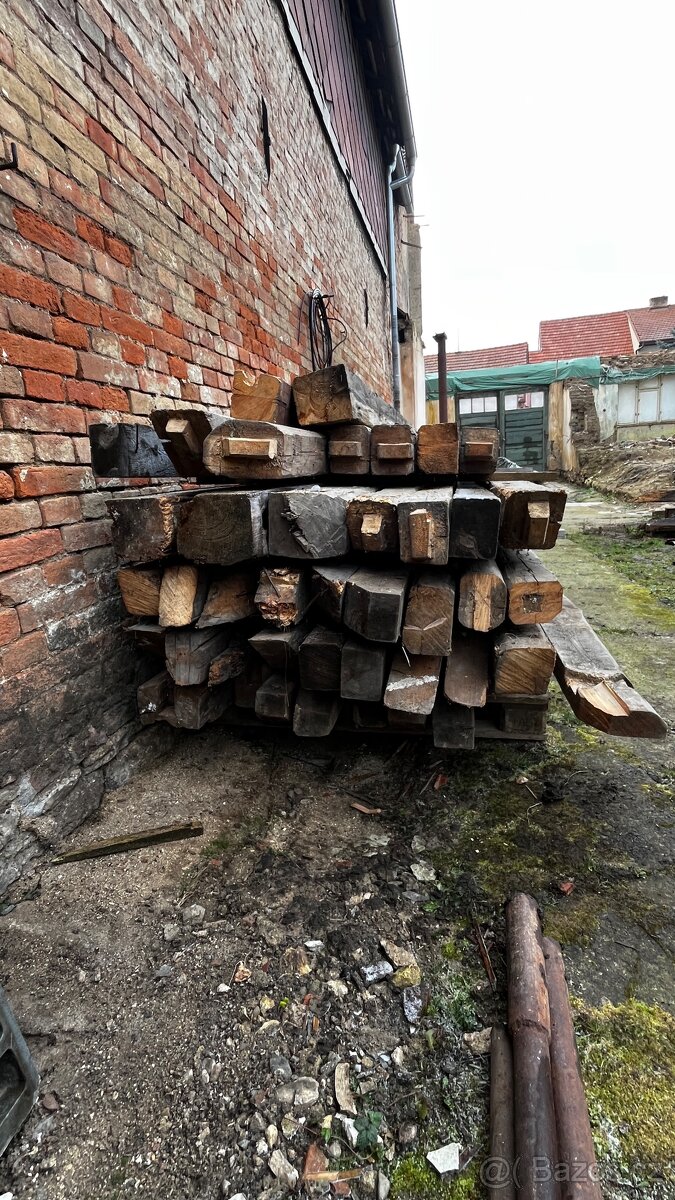 Staré trámy z demolice - 2