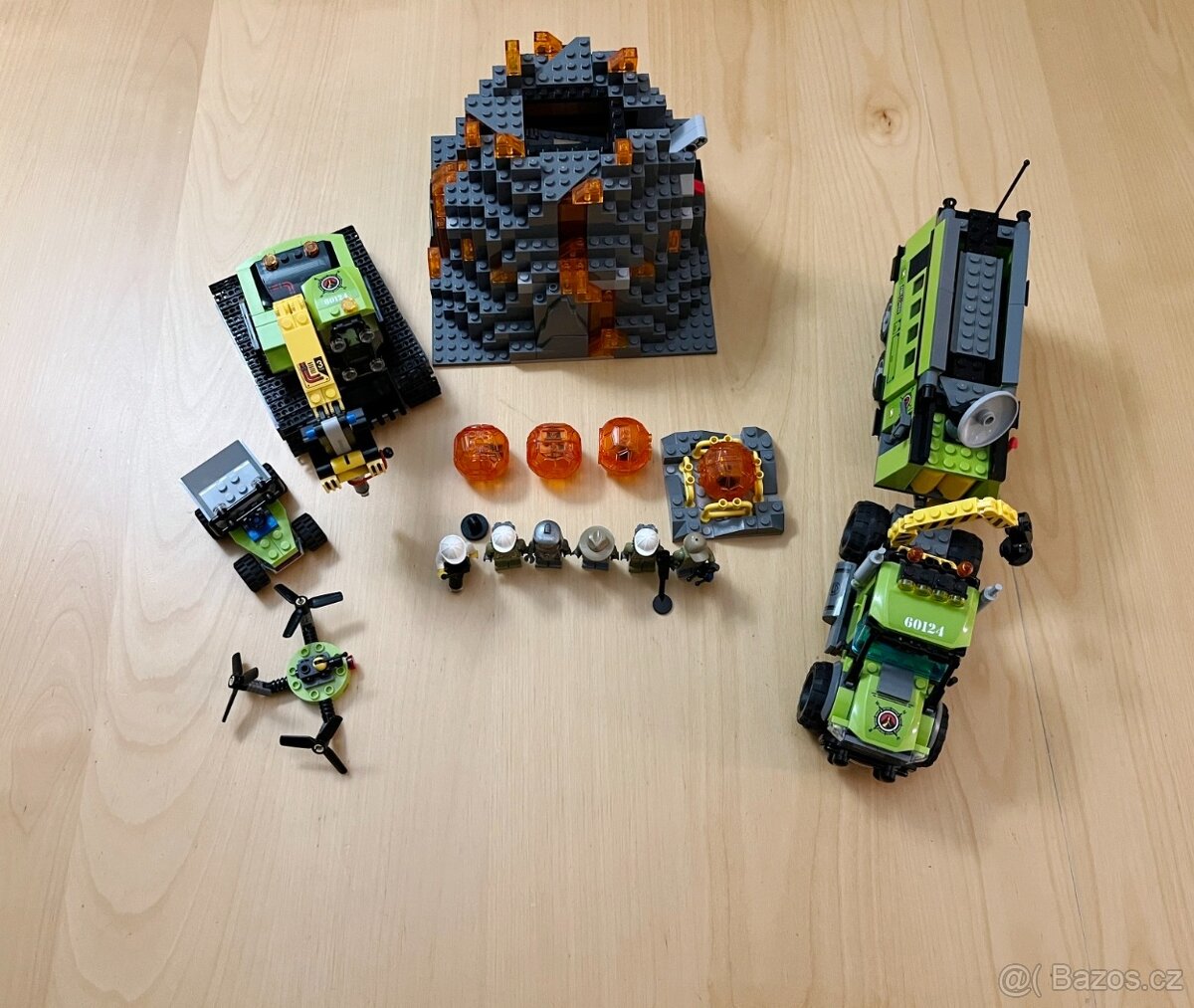 Prodám sety Lego City 60121, 60122, 60123, 20124 - Sopka - 2