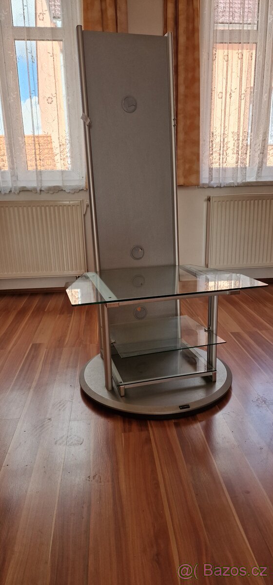 Prodej stojanu na TV - 2