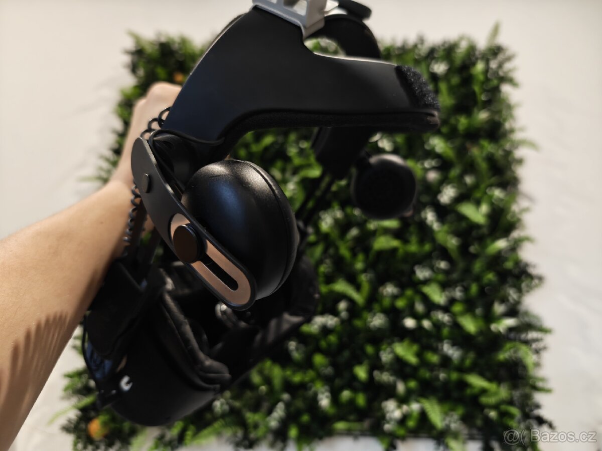 Oculus quest 2 128GB + Vive headstrap - 2