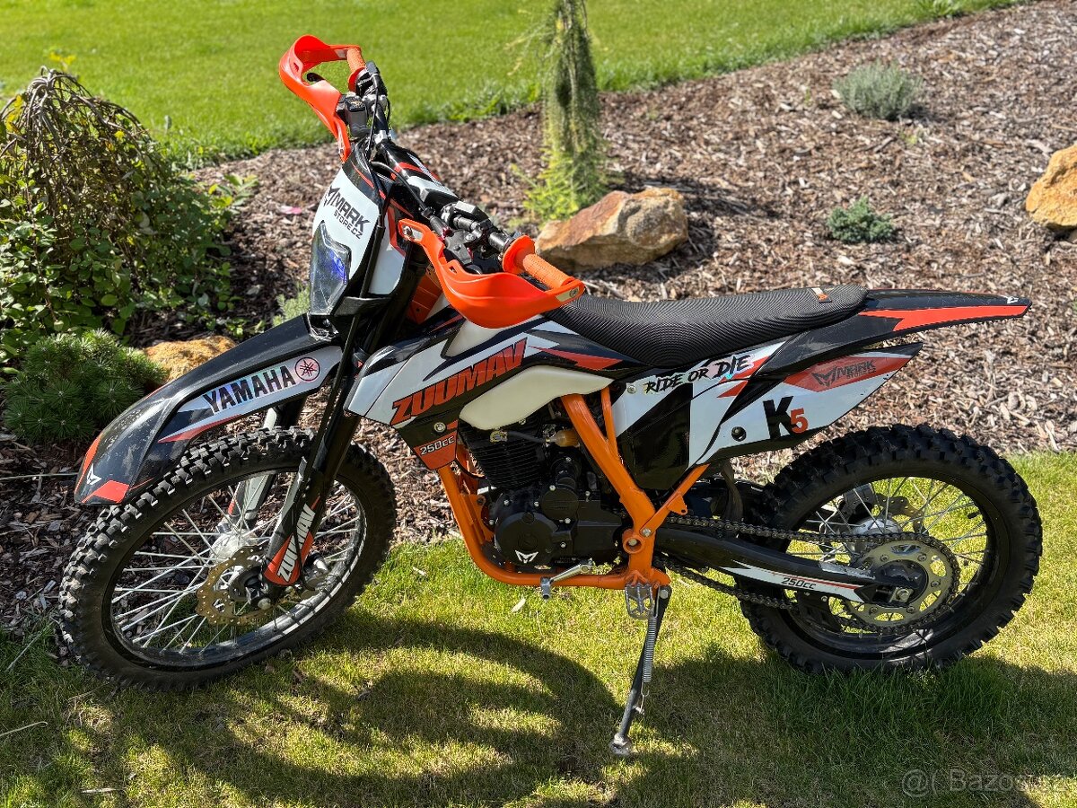 ZUMAV 250 - 2