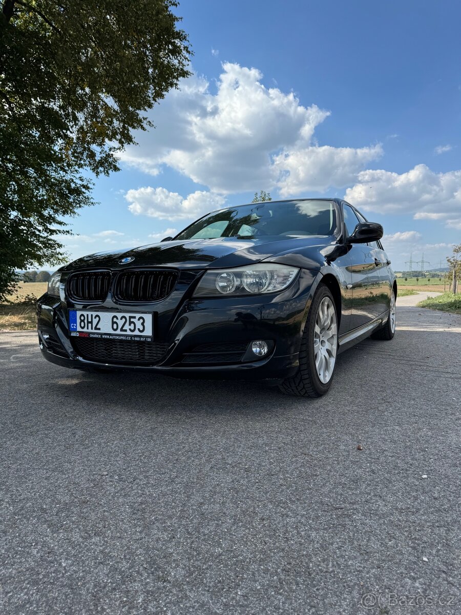 BMW E91 LCI 320D - 2