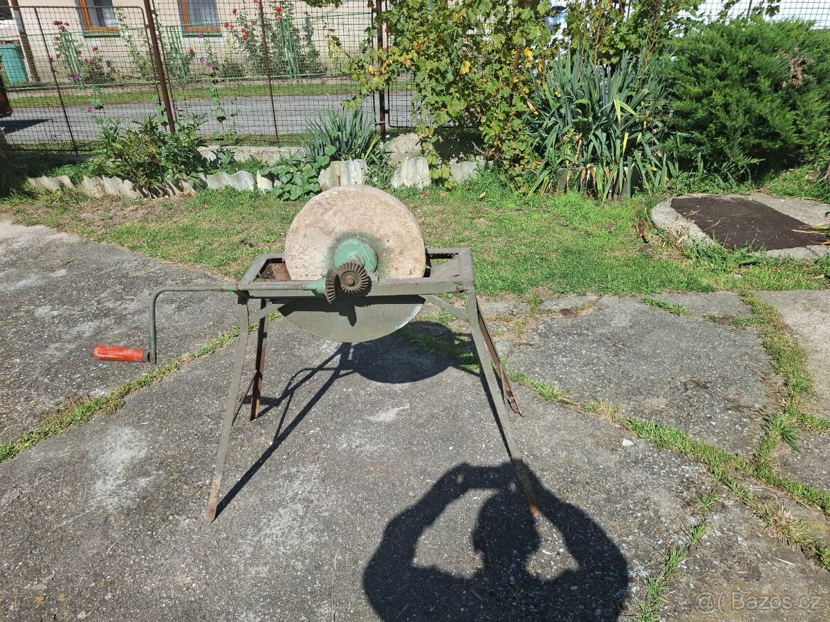 Prodám ruční brusku - 2