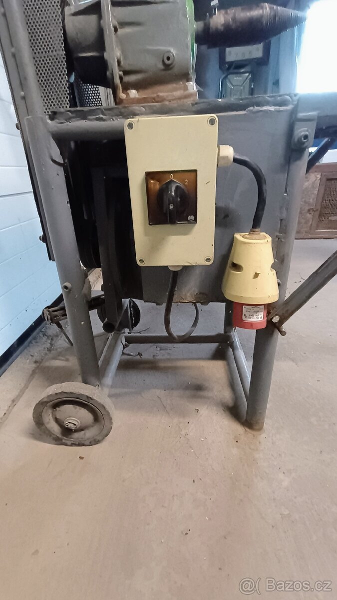 Kuželová štípačka na dřevo - 2