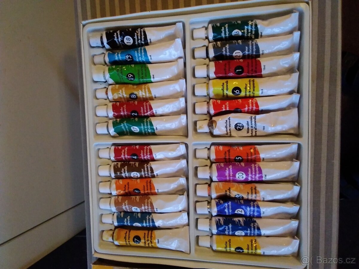 Sada 24 akvarelových barev v originál obalu. - 2