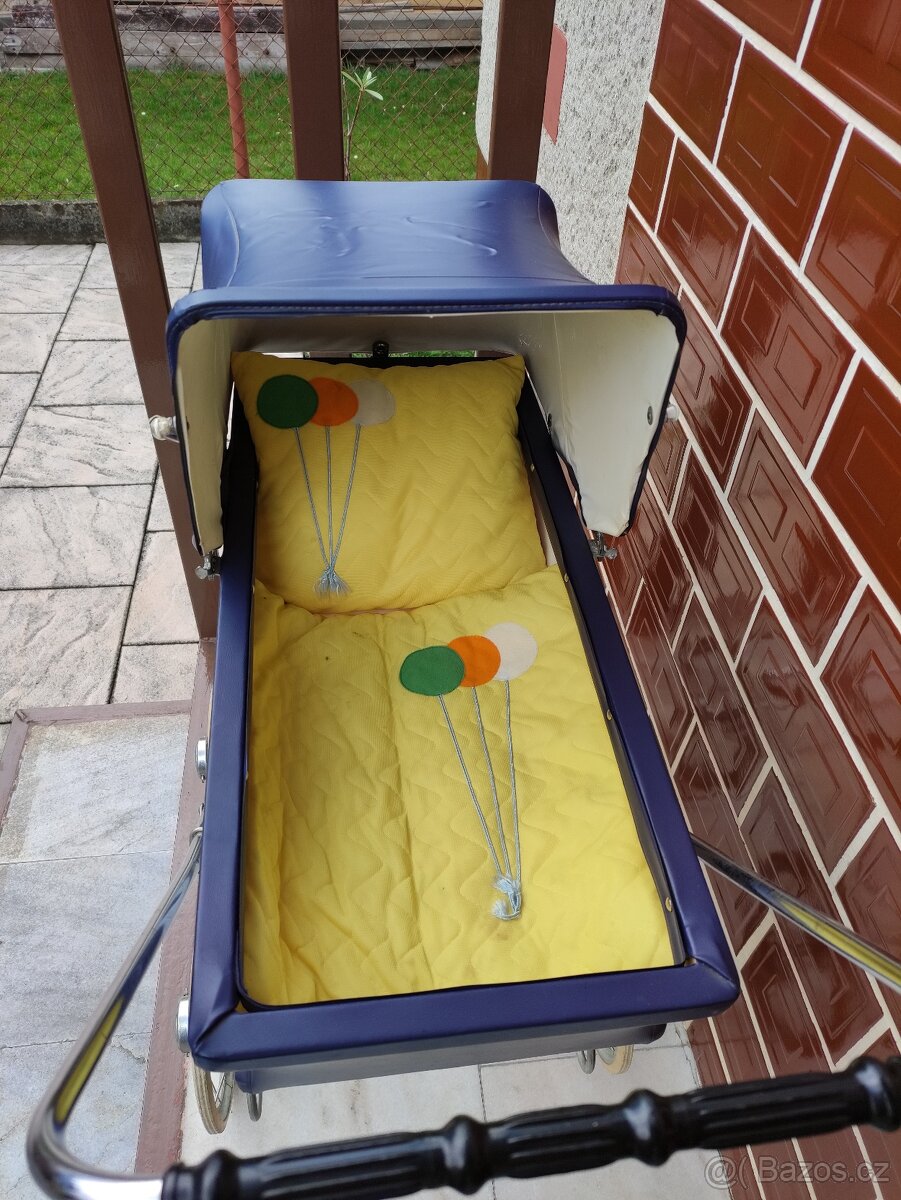 Kočárek pro panenky - 2