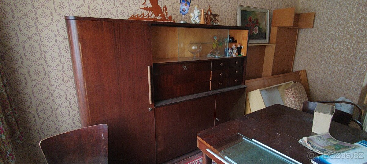Starožitný - retro nábytek - 2